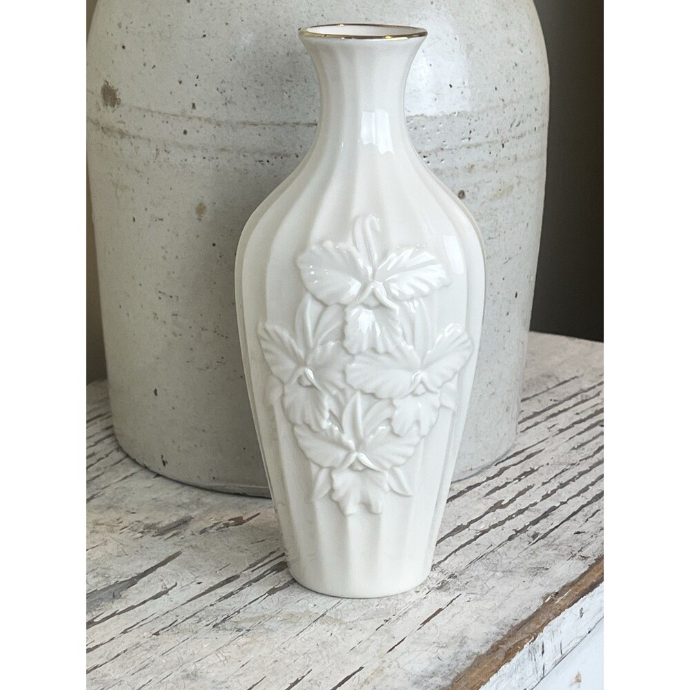 Vintage Lenox Bud Vase Ivory Porcelain Orchid Flower Trimmed W/ 24k Gold 7" MINT